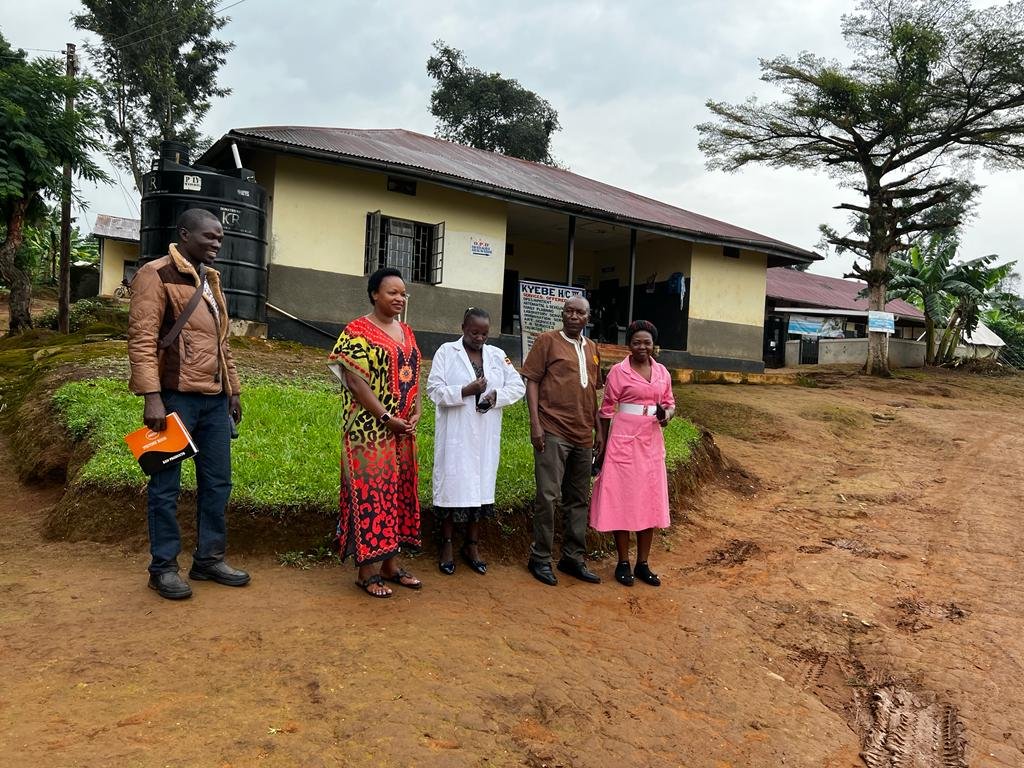 Stella visits the Maternity Clinic and local community